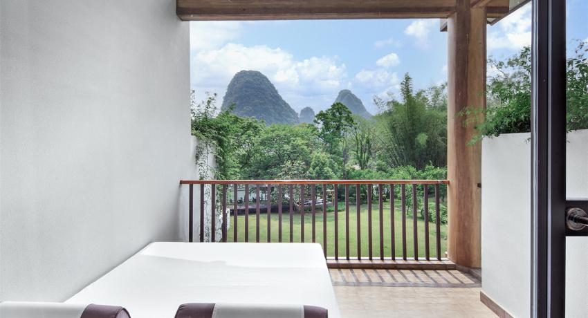 King Room with Garden View